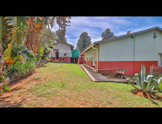 4 BEDROOM HOUSE FOR SALE IN BOUGHTON